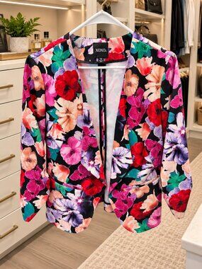 XOXO Floral Black Blazer Medium